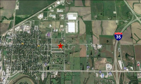 1426 E Wilson, Ottawa, KS 66067